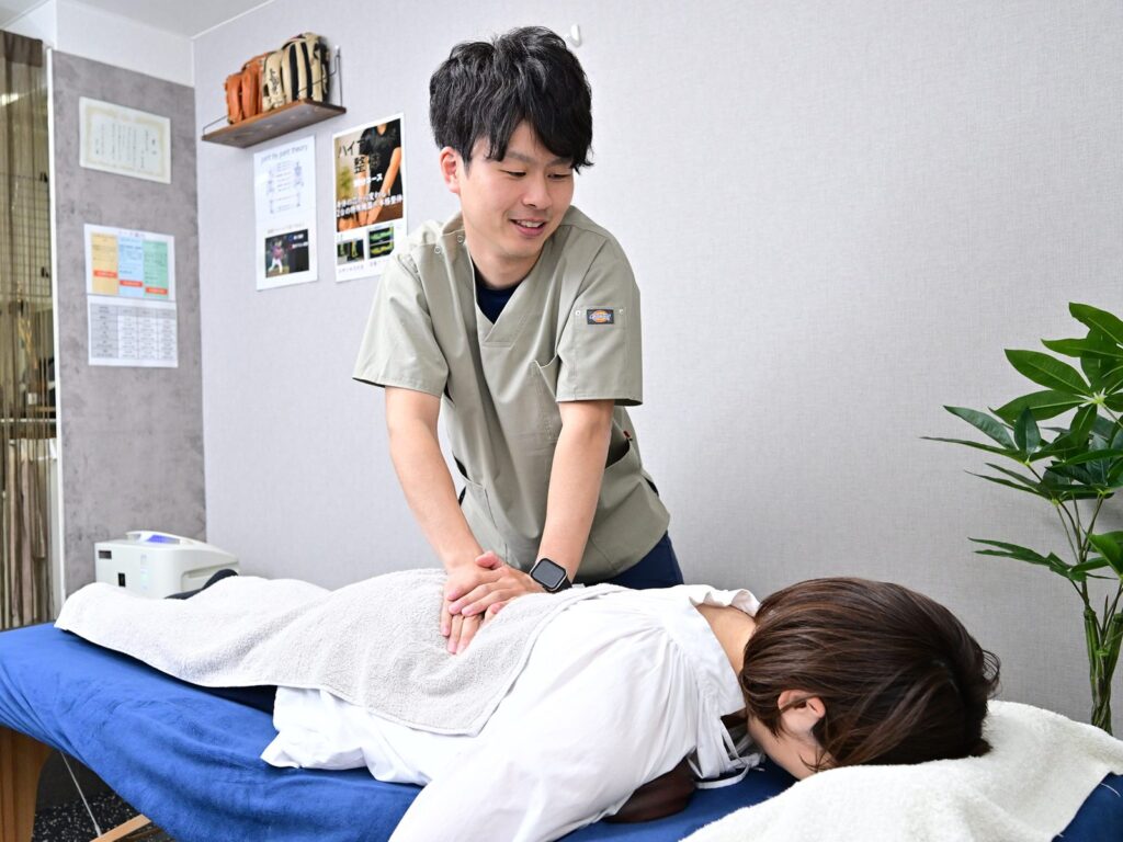 関目高殿の整体院 友 理学療法士の院長による整体の施術